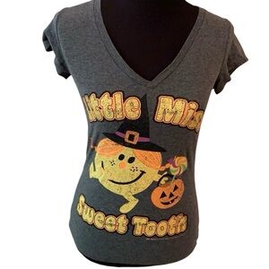 Fitted V-Neck Mr. Men/Little Miss Halloween Short Sleeve Tee Women’s Sz Medium